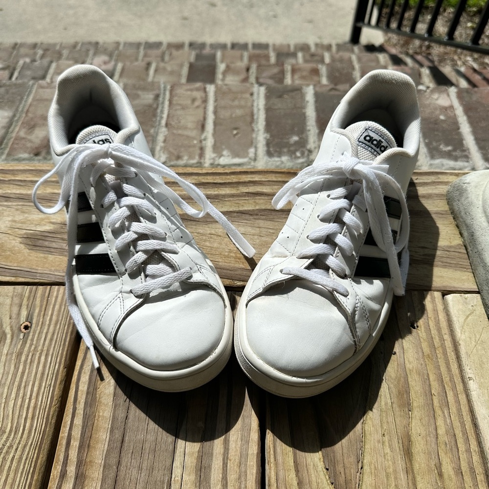Adidas Classic White Shoes with Black Accents